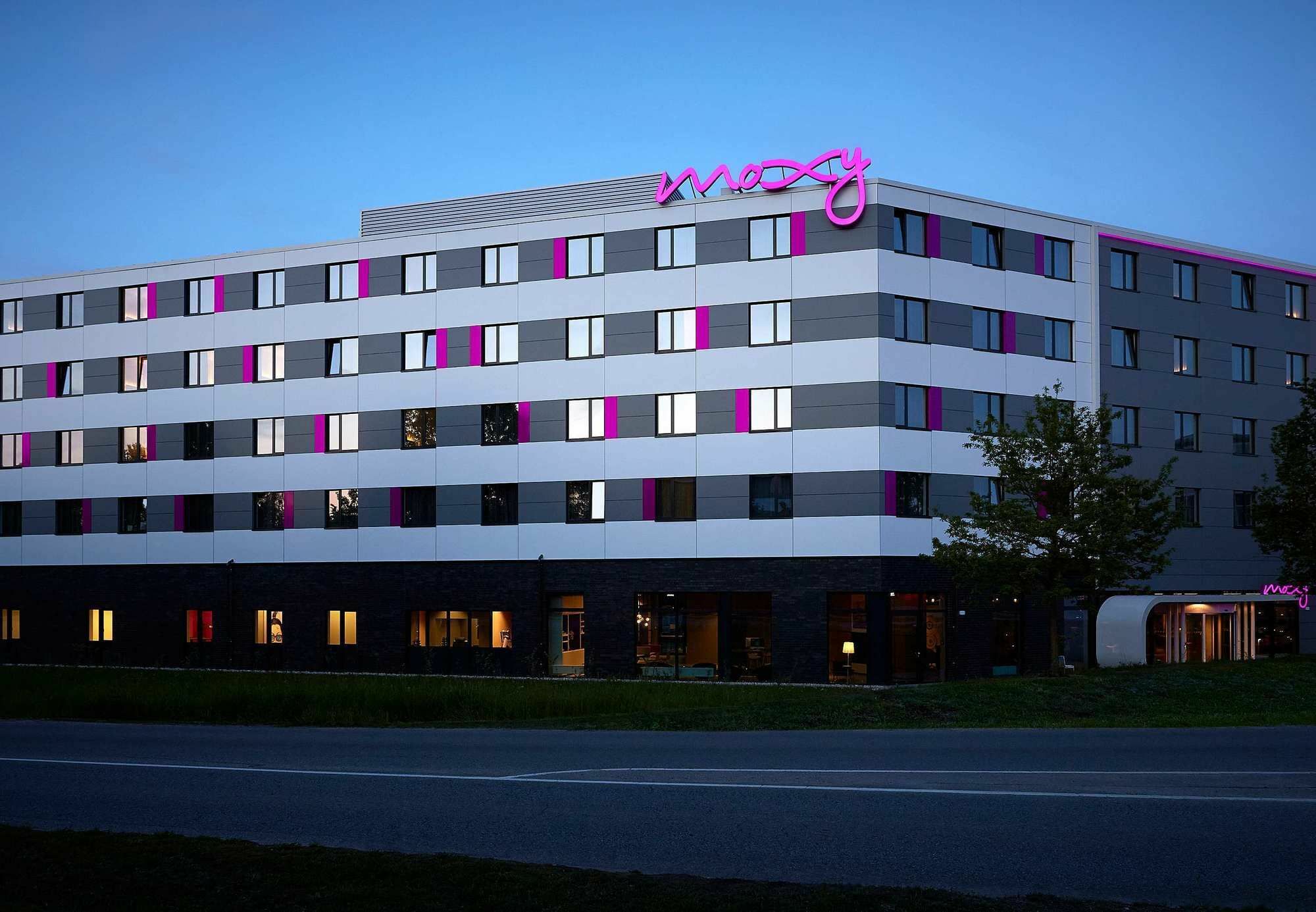 Hotel Moxy Munich Airport Schwaig bei Nürnberg Exterior foto